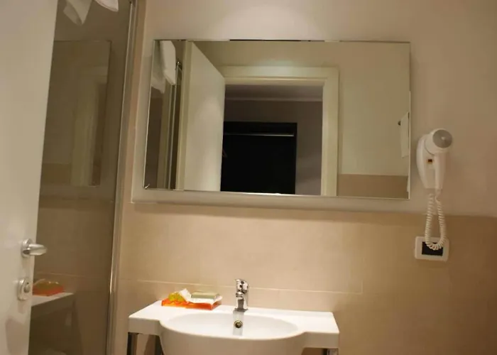 Aniene Hotel 3*